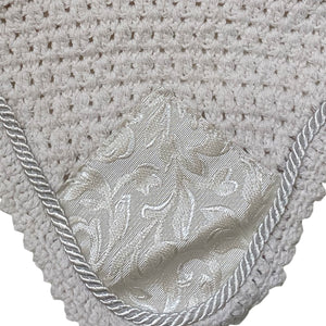 Versailles Bonnet anti-mouches Damassé Blanc